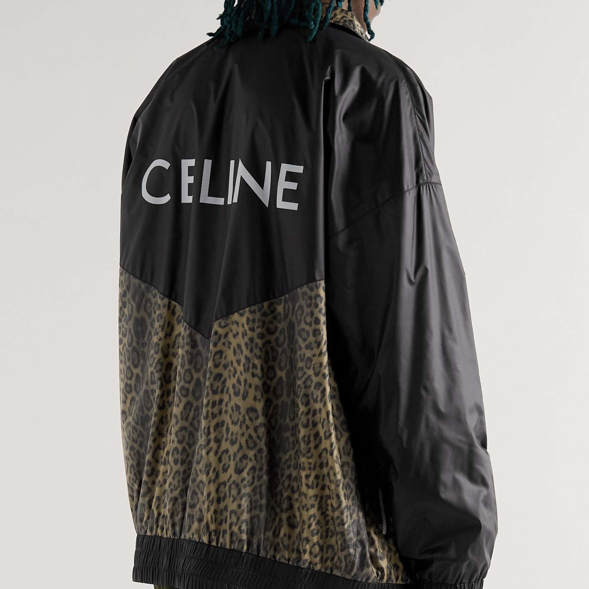 CELINE】関税込☆CELINEロゴプリントシェルトラックジャケット - focuscurso.com CELINE】関税込☆CELINEロゴプリントシェルトラックジャケット - focuscurso.com