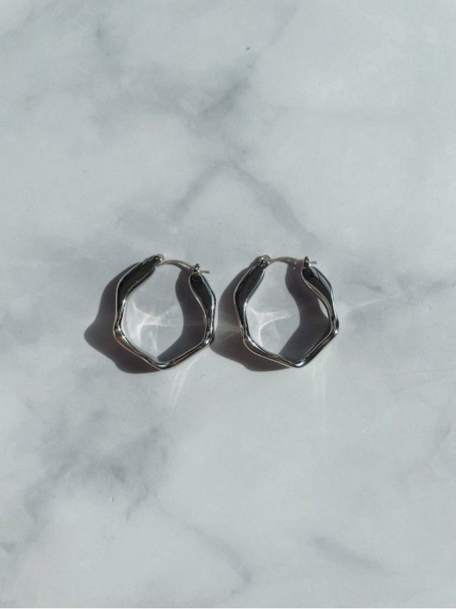 ★BTS SUGA着用★関税込★just LoveR★Freya Earrings justLoveR.】Freya Earrings ピアス ☆ BTS SUGA着用 ☆ユンギ