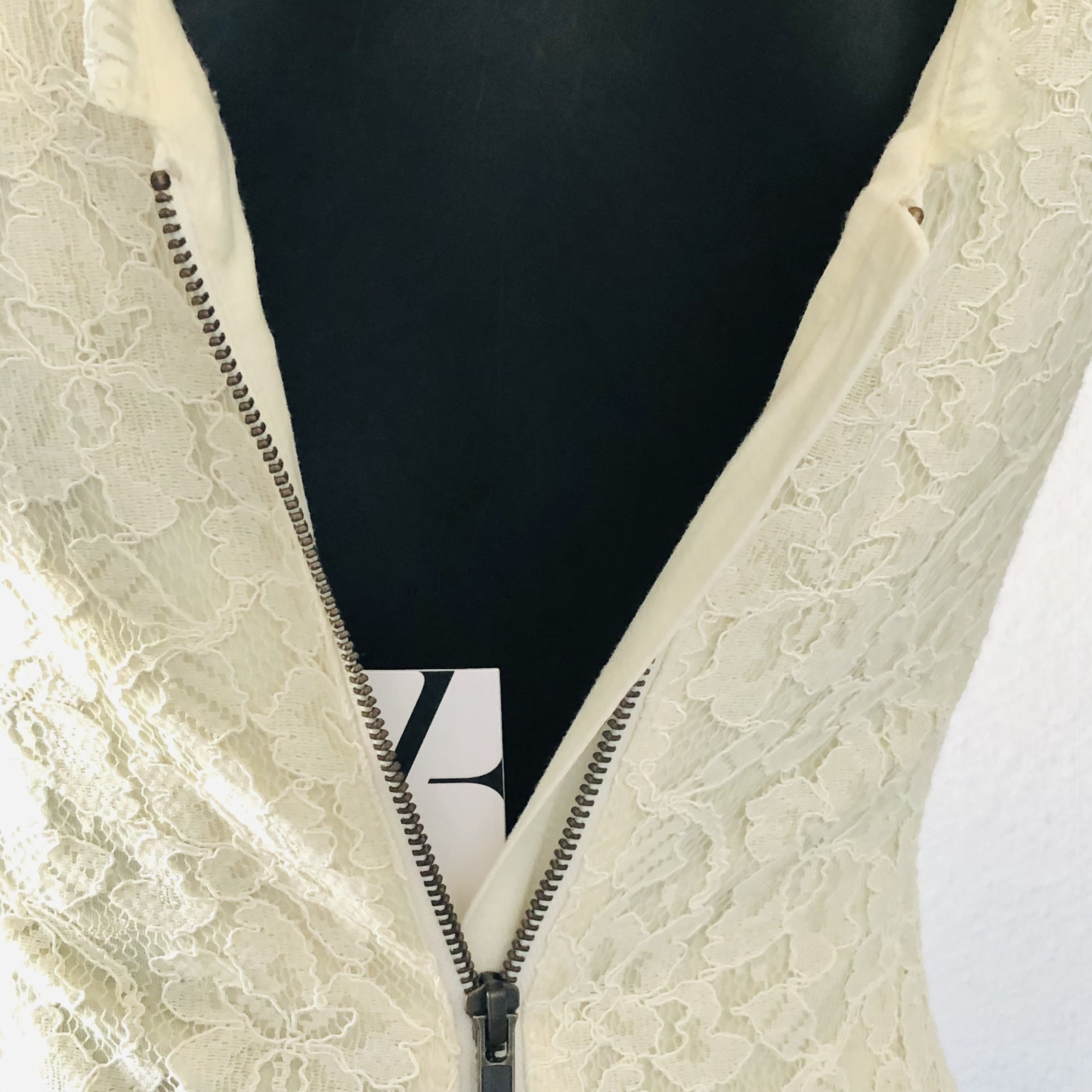 ダイアンDVF レースタイトワンピースZARITA パーティー 七分袖 ダイアンDVF レースタイトワンピースZARITA パーティー 七分袖 Ω