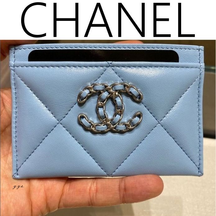 鮮やかなカラーにカード類をまとめる☆【CHANEL】カードホルダー 【予約販売品】 カードケース 名刺入れ ♡超お値打ち♡CHANEL 名刺入れ/定期入れ