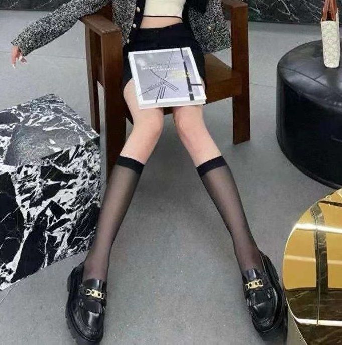 CELINE】トリオンフチェーン付き マーガレット ローファー (CELINE ...