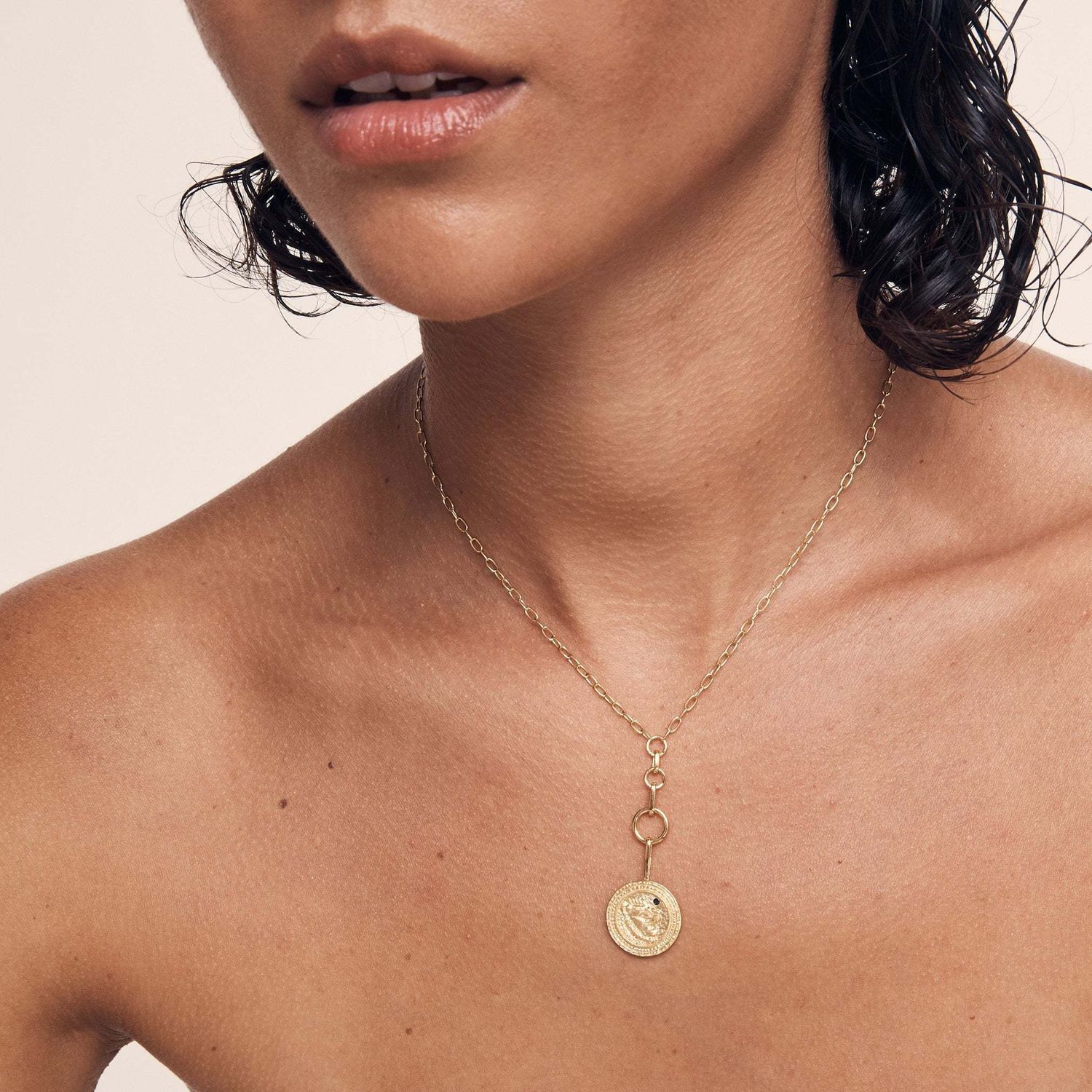 日本未入荷 Temple Of The Sun Valiant Gold 18k ネックレス Temple Of The Sun ネックレス ペンダント Buyma