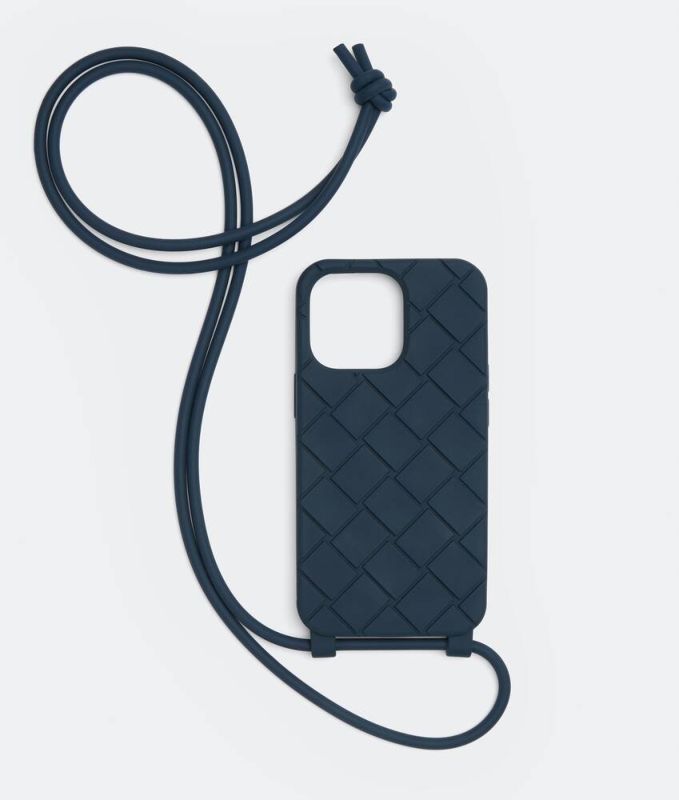 すぐ届く【BOTTEGAVENETA】ボッテガ iPhone13Proケース シリコン ...