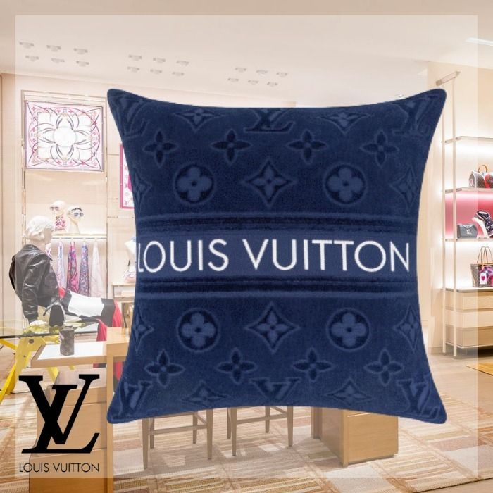 インテリア LOUIS VUITTON - LOUIS VUITTON クッションの通販 by