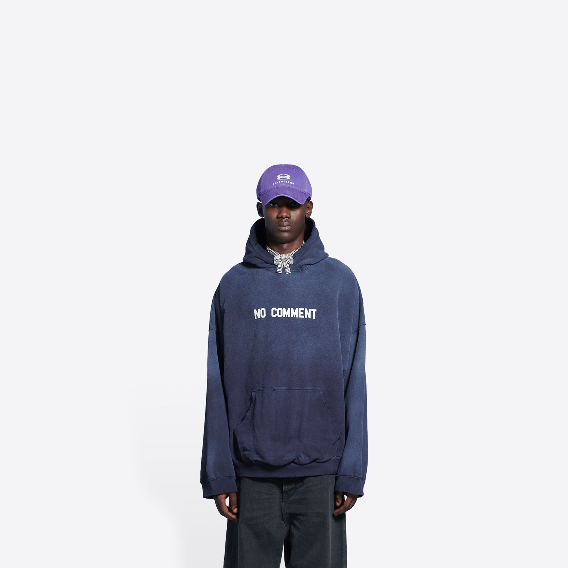 BALENCIAGA】NO COMMENT HOODIE WIDE FIT (BALENCIAGA/パーカー BALENCIAGA】NO COMMENT HOODIE WIDE FIT (BALENCIAGA/パーカー