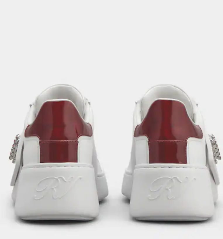 入手困難【RogerVivier】☆レザーラブバックルスニーカー/ハート ...