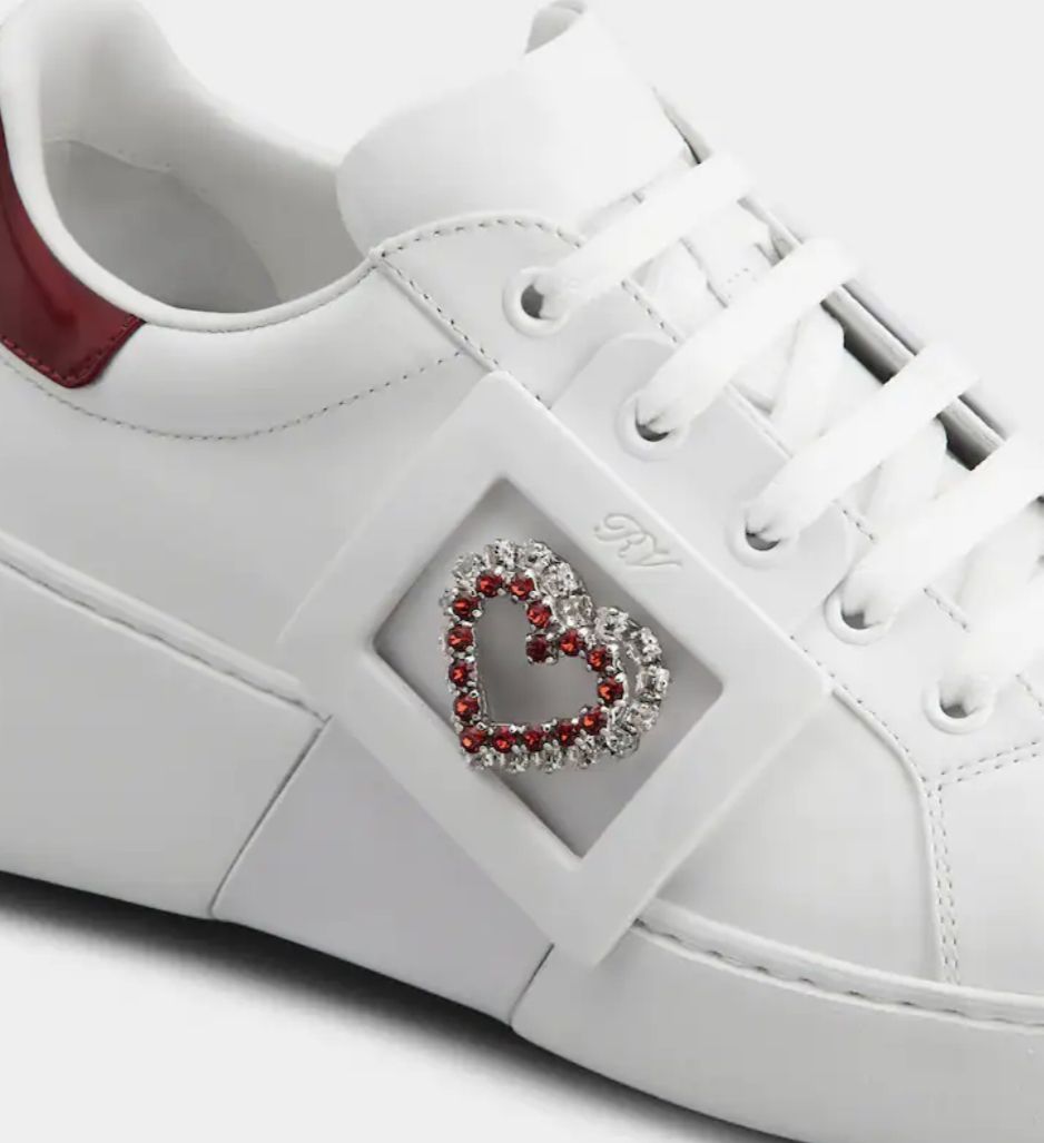 入手困難【RogerVivier】☆レザーラブバックルスニーカー/ハート ...
