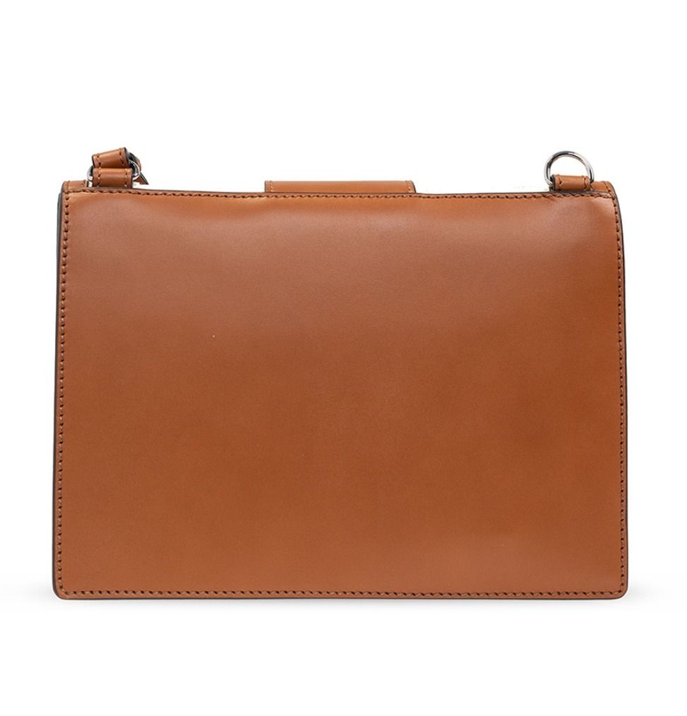 ☆人気☆【FENDI】☆Flat Baguette フラット バゲット バッ.グ