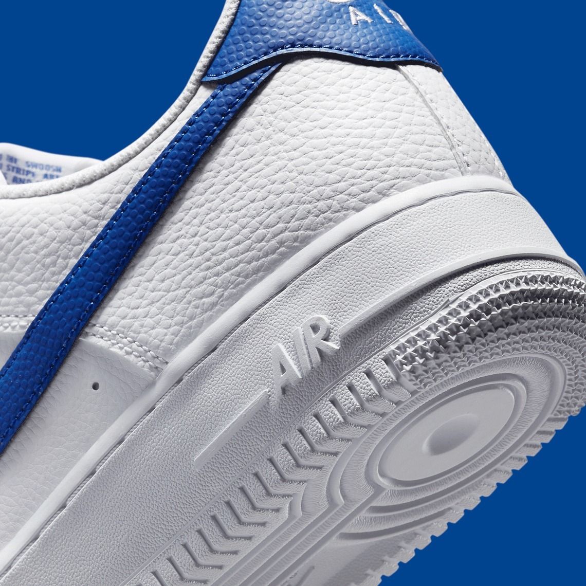 ☆NIKE☆送関込☆大人気☆永遠の定番スニーカー! エアフォース 1