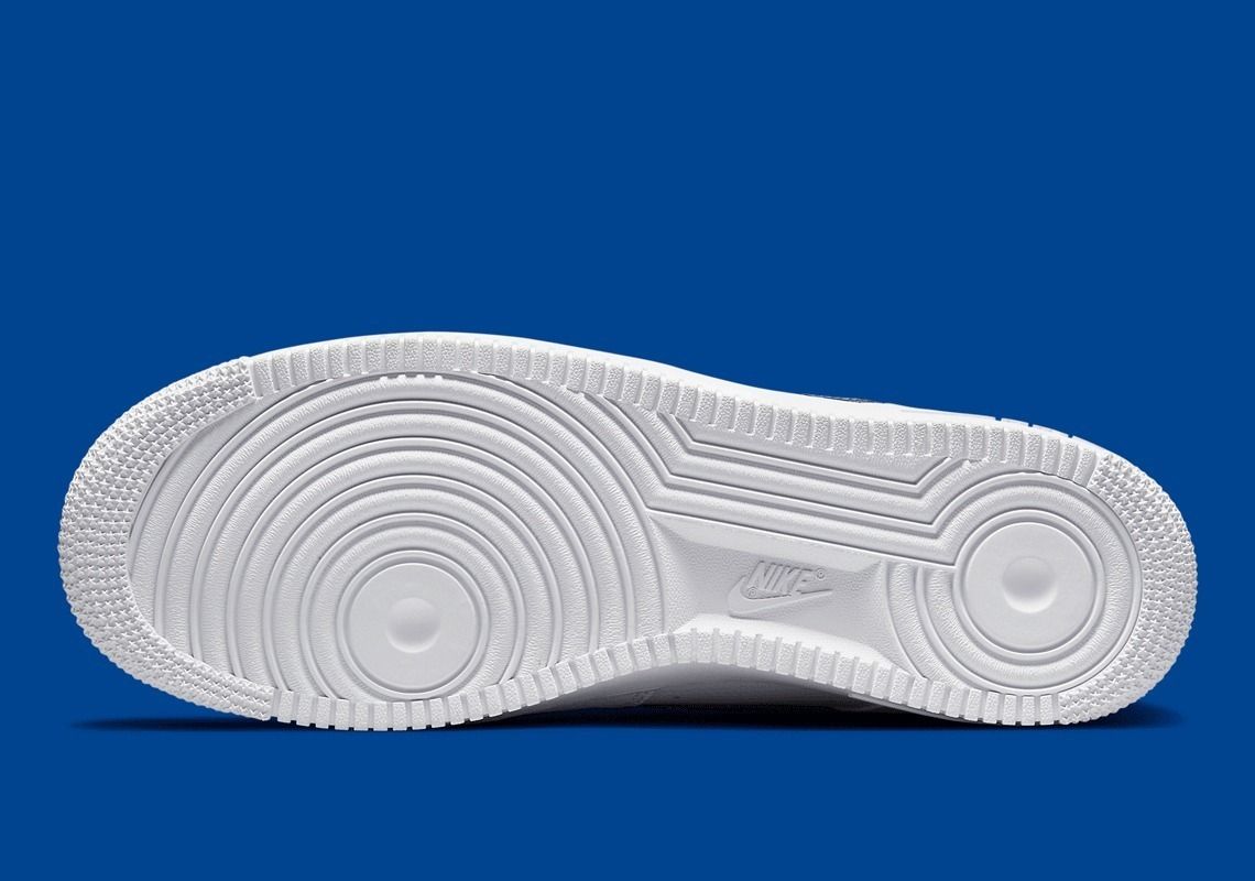 ☆NIKE☆送関込☆大人気☆永遠の定番スニーカー! エアフォース 1