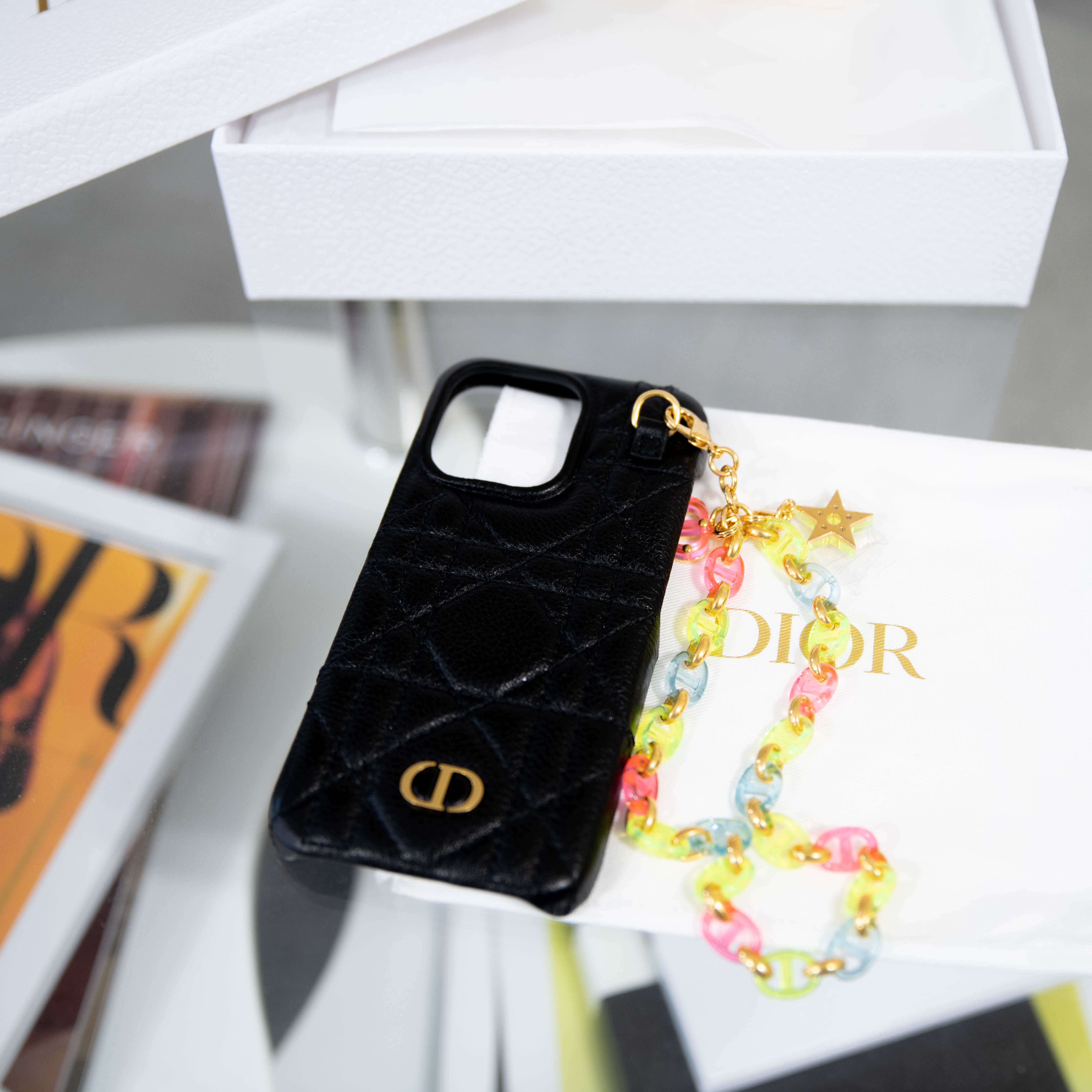 DHL発送☆ディオール☆DIOR IPHONE 13PROケース ストラップ付き (Dior