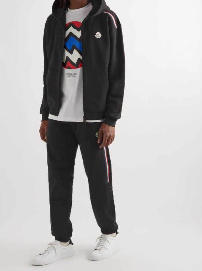 サイズL Moncler セットアップ Black - www.theivyspa.com 販売代理店 スウェット ロゴパーカー Black Matt モンクレール 現行モデル★ パーカー