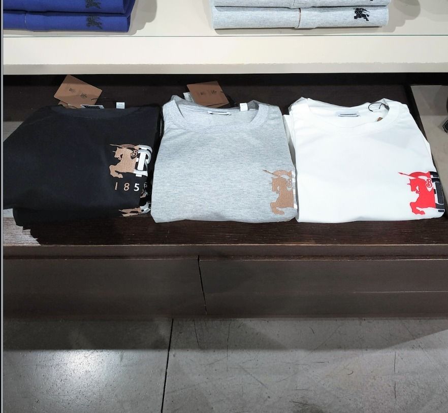 BURBERRY】メンズ ロゴ刺繍コットンTシャツ HESFORD (Burberry/Tシャツ