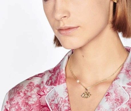 新着 エレガント&モダン☆DIOR☆DIO (R) EVOLUTION ネックレス (Dior