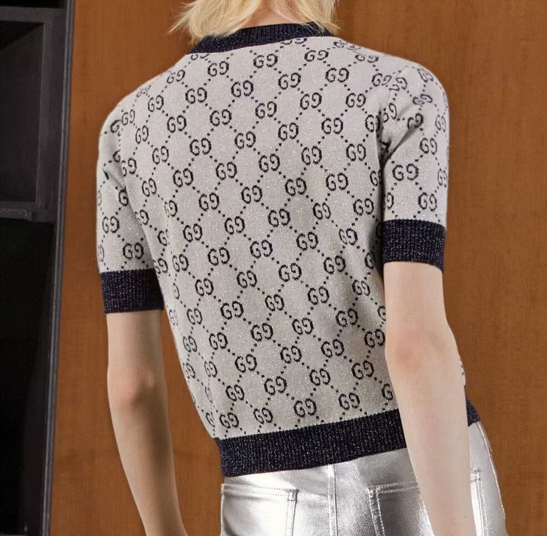 GUCCI】コーデの主役に♪GG モノグラム ニットトップス ラメ (GUCCI 買い安い 美品‼️GUCCI GG トップス ラメ ニット ニット/セーター