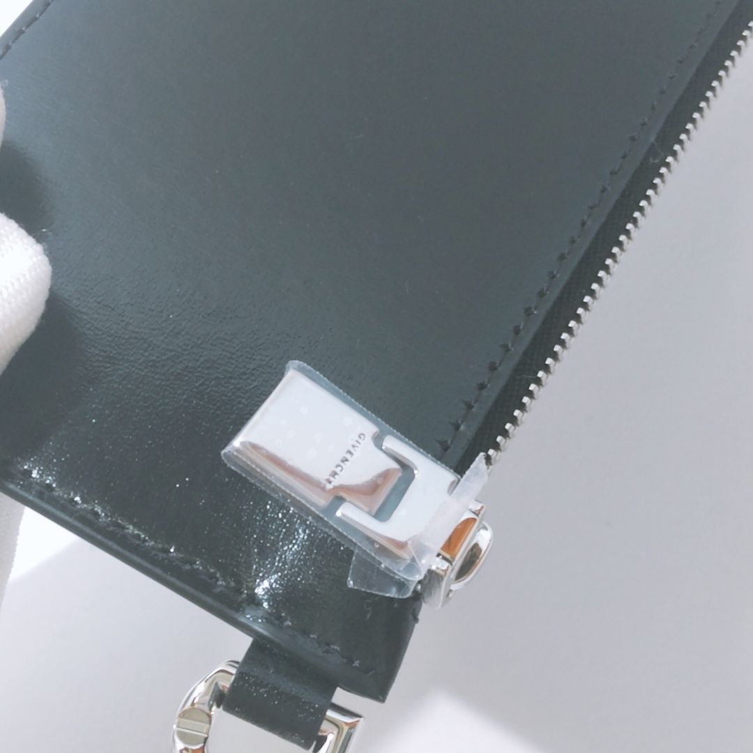 GIVENCHY 4G ジップ付き レザーボックス カードホルダー 小銭入 ...