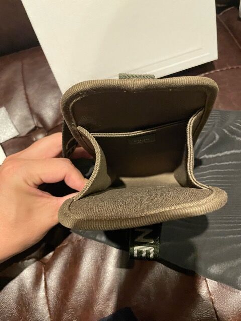 関税・送料込 CELINE トレッキング フォン モバイルポーチ 関税・送料込 CELINE トレッキング モバイルポーチ (CELINE