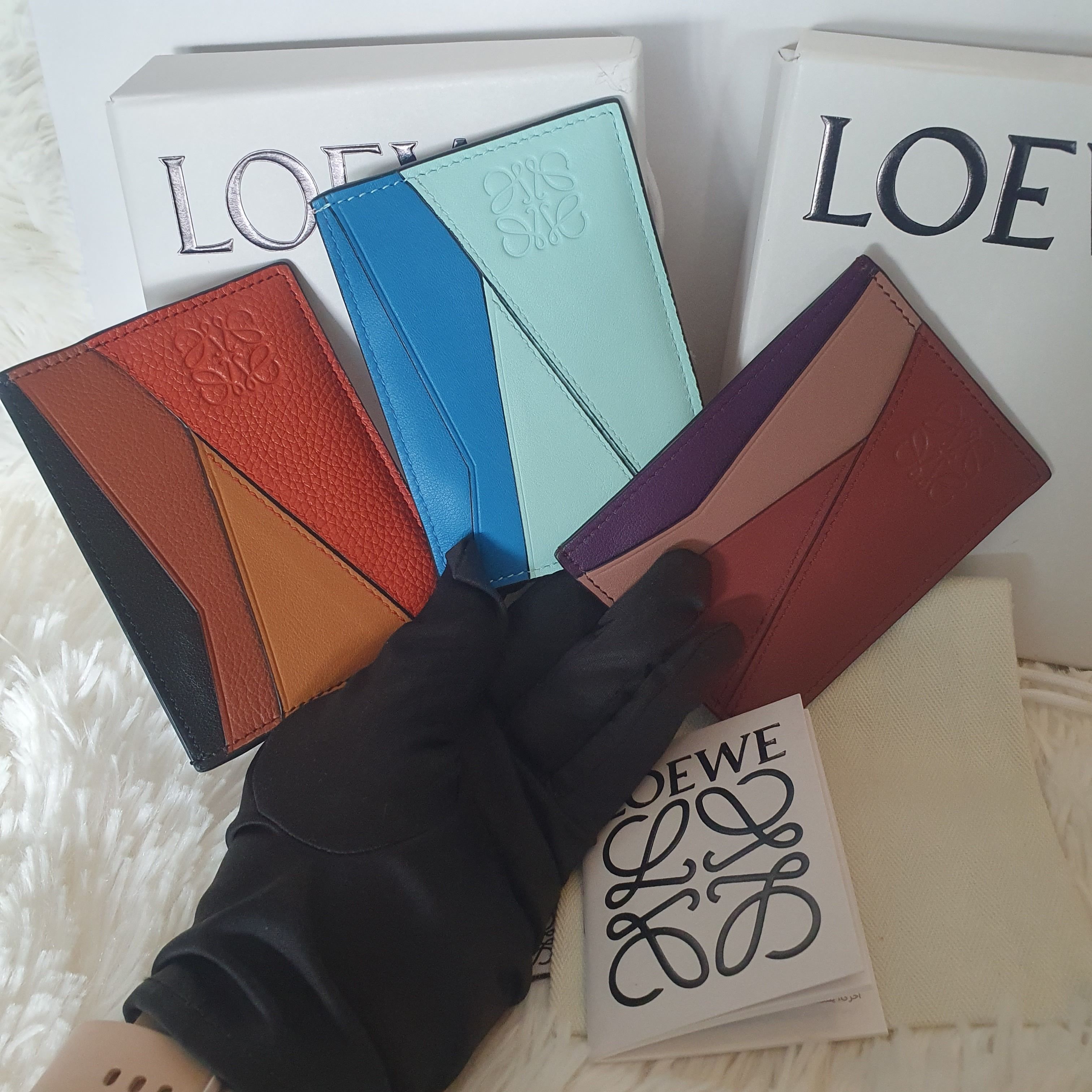 1点手元在庫◇VIPセール大特価◇Loewe◇パズルカードケース LOEWE