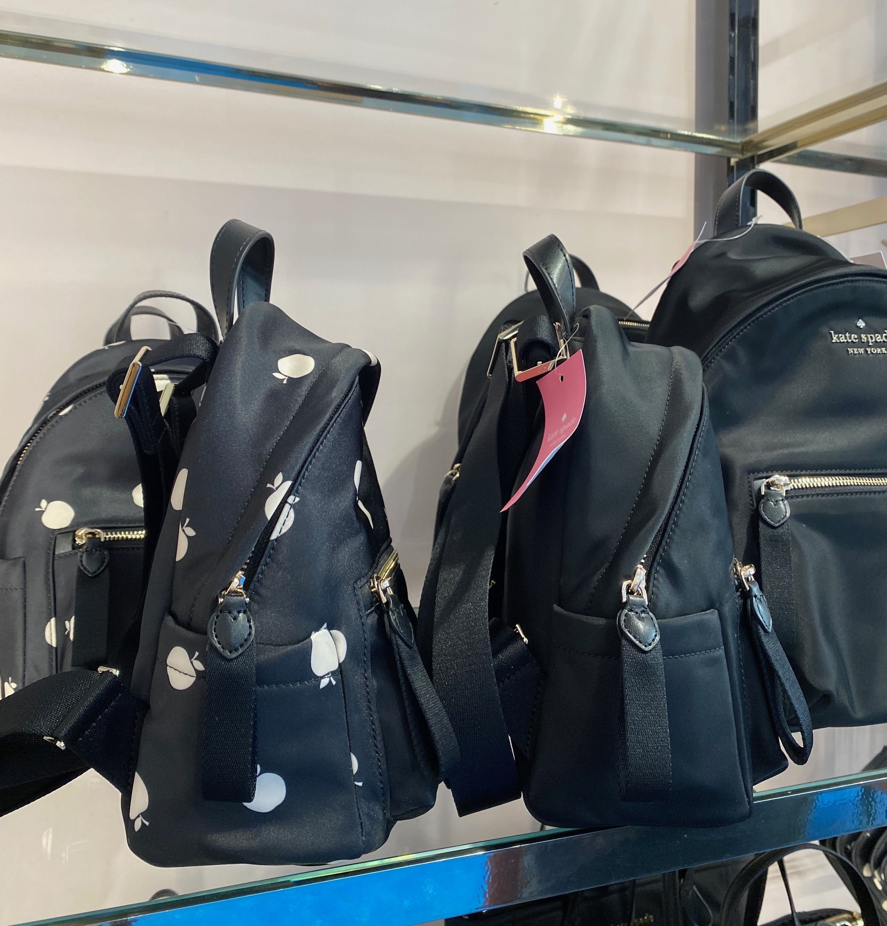 Kate Spade】りんご柄*Chelsea*ミニバックパック (kate Spade New