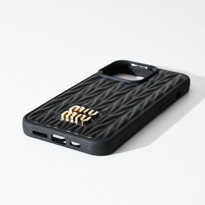 国内即発】MIU MIU マテラッセレザー iPhone13Pro用カバー (MiuMiu ...