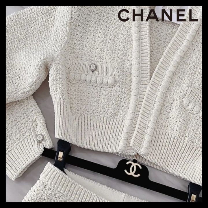 ちょっした羽織に】シャネル ショート カーディガン (CHANEL 純正廉価 CHANEL羽織 カーディガン/ボレロ