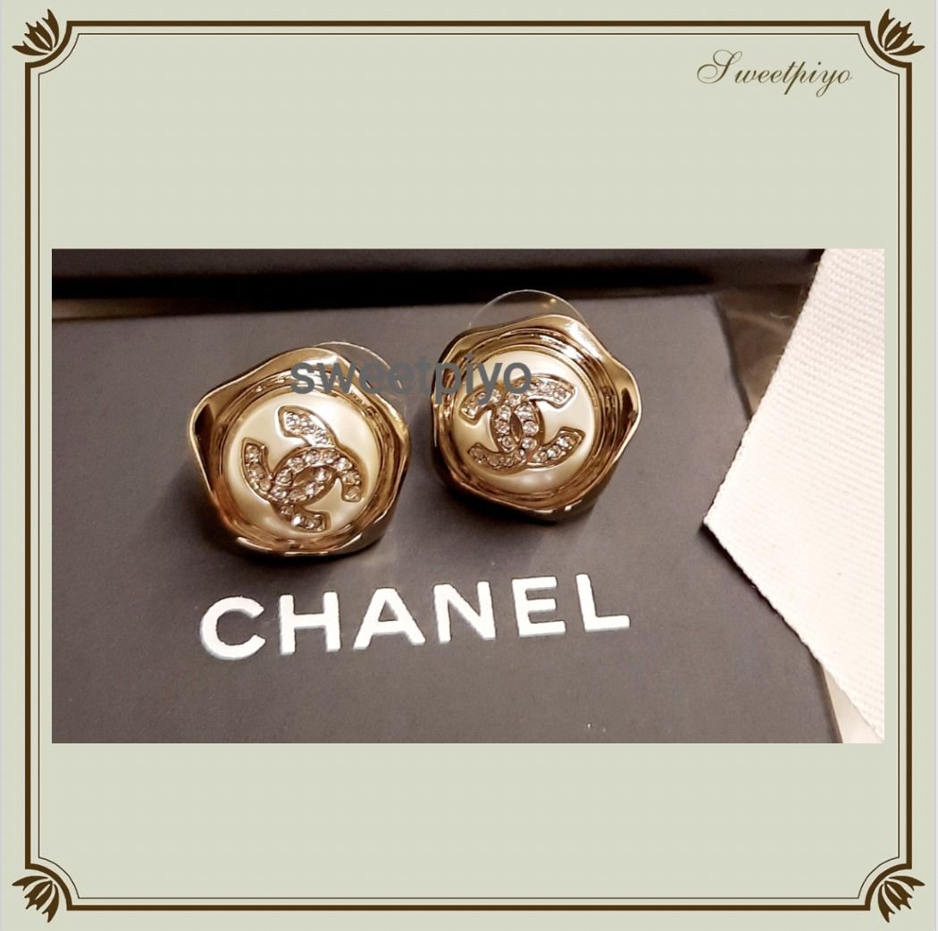 即発可】シャネル☆ピアス ココマーク パール ゴールド CCロゴ (CHANEL 新作商品 ココマーク シャネルピアス ピアス(片耳用)
