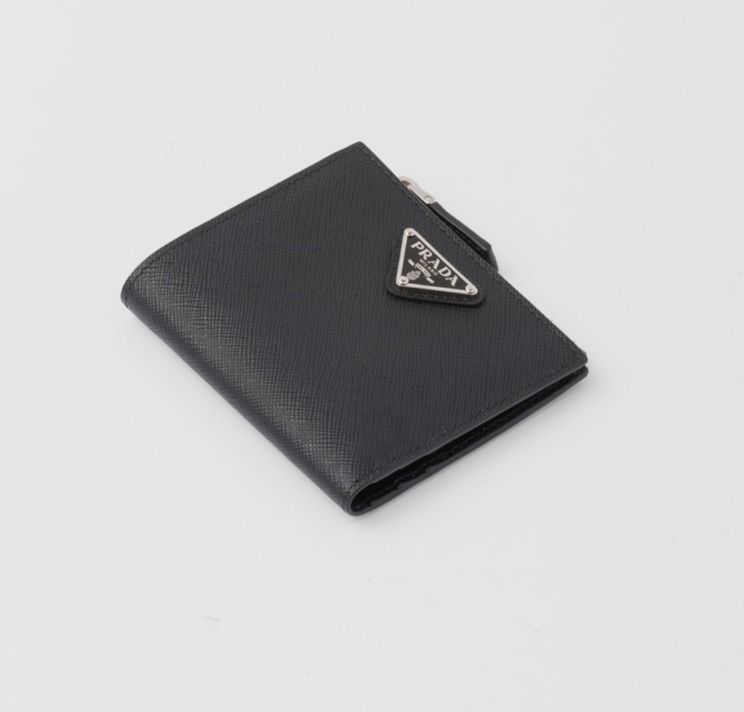 人気】 PRADA プラダ サフィアーノトライアングル 財布 (PRADA ...