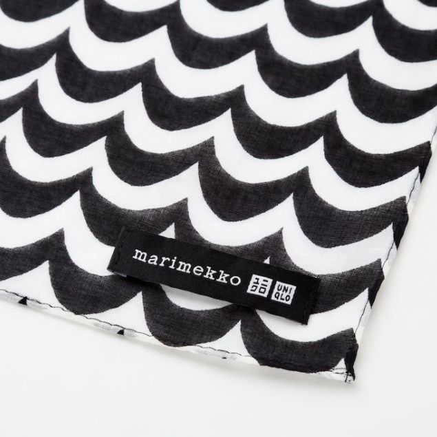 10月中旬発送予定] UNIQLO x marimekko コットンミニスカーフ