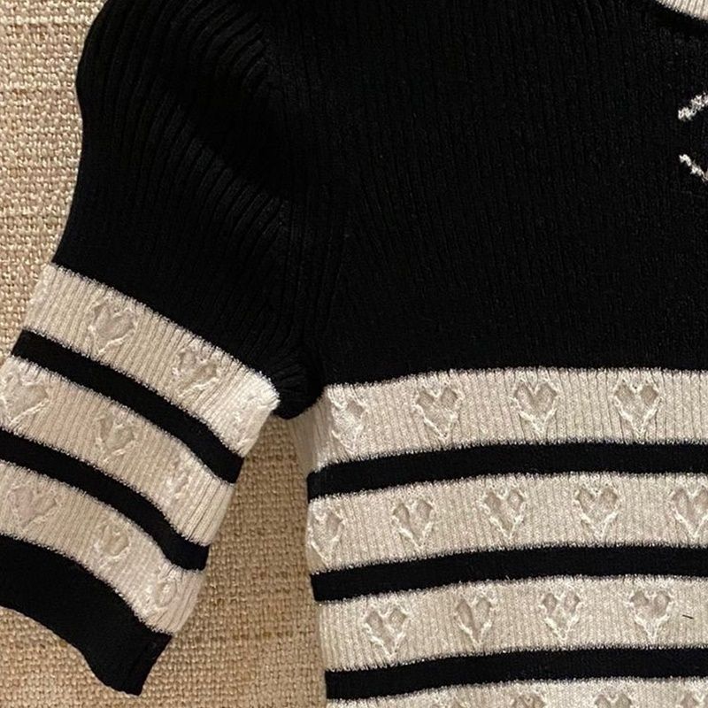 CHANELだからこそ叶う◇一目置かれる CCロゴ ニット トップス (CHANEL ...
