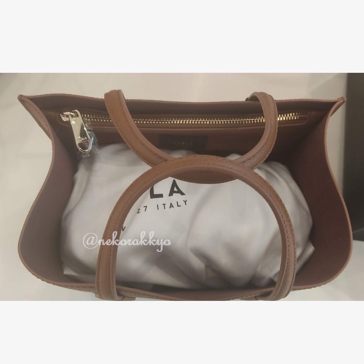 FURLA＊ERA TOTEBAG スモール レザートートバッグ＊送料込