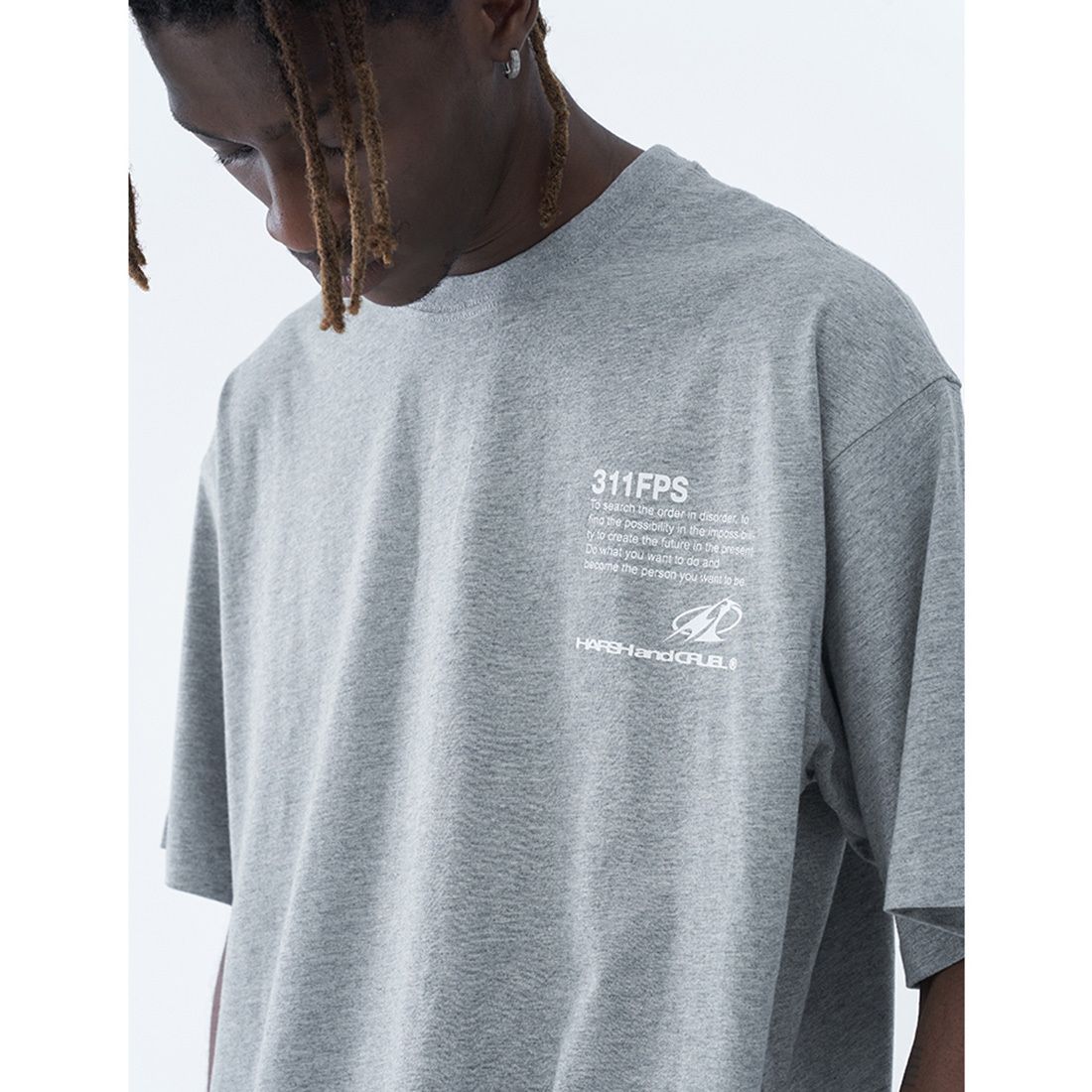 HARSH AND CRUEL Tシャツ 半袖 花柄 ロゴプリント 人気 男女兼用 HARSH AND CRUEL Tシャツ 半袖 花柄 ロゴプリント 人気 男女兼用
