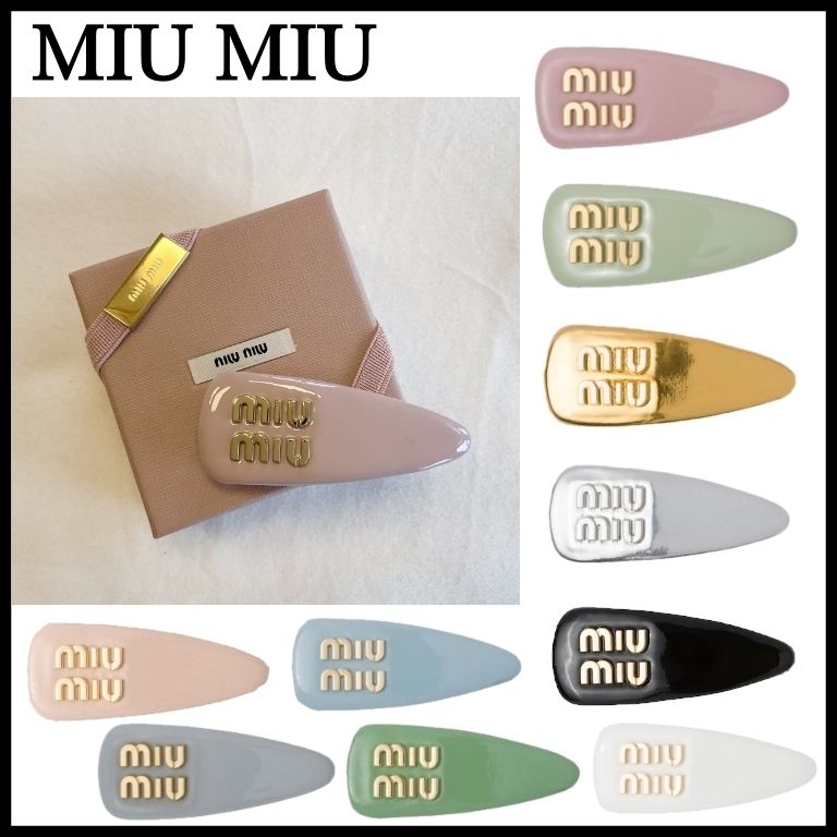 MiuMiu】ミュウミュウ パテントレザー ロゴ ヘアクリップ (MiuMiu/ヘア