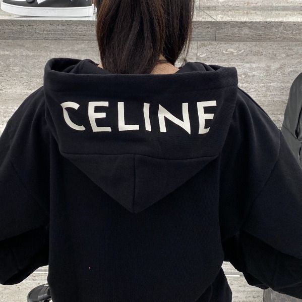 完売必須【セリーヌ】CELINE ロゴパーカー 送料込 (CELINE/パーカー 通販低価 セリーヌ ロゴパーカー パーカー