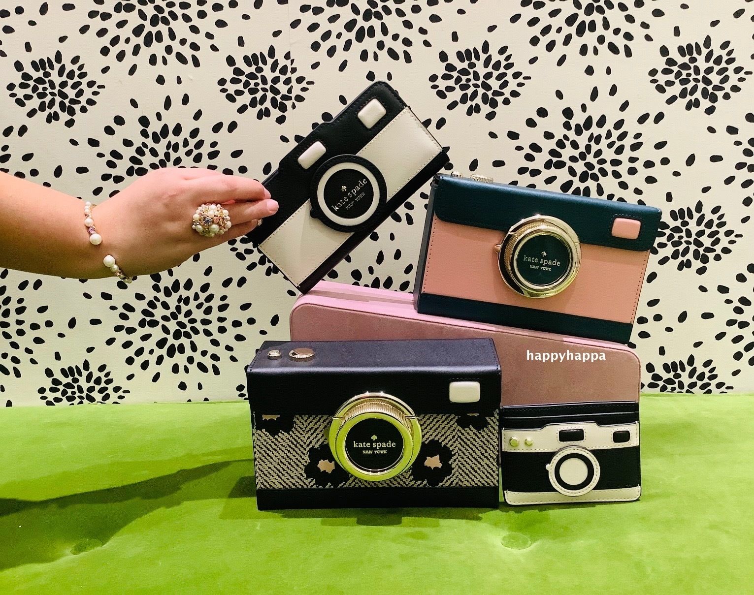 kate spade】oh snap*リアルなカメラ型クロスボディー (kate spade kate spade】oh snap*リアルなカメラ型クロスボディー (kate spade