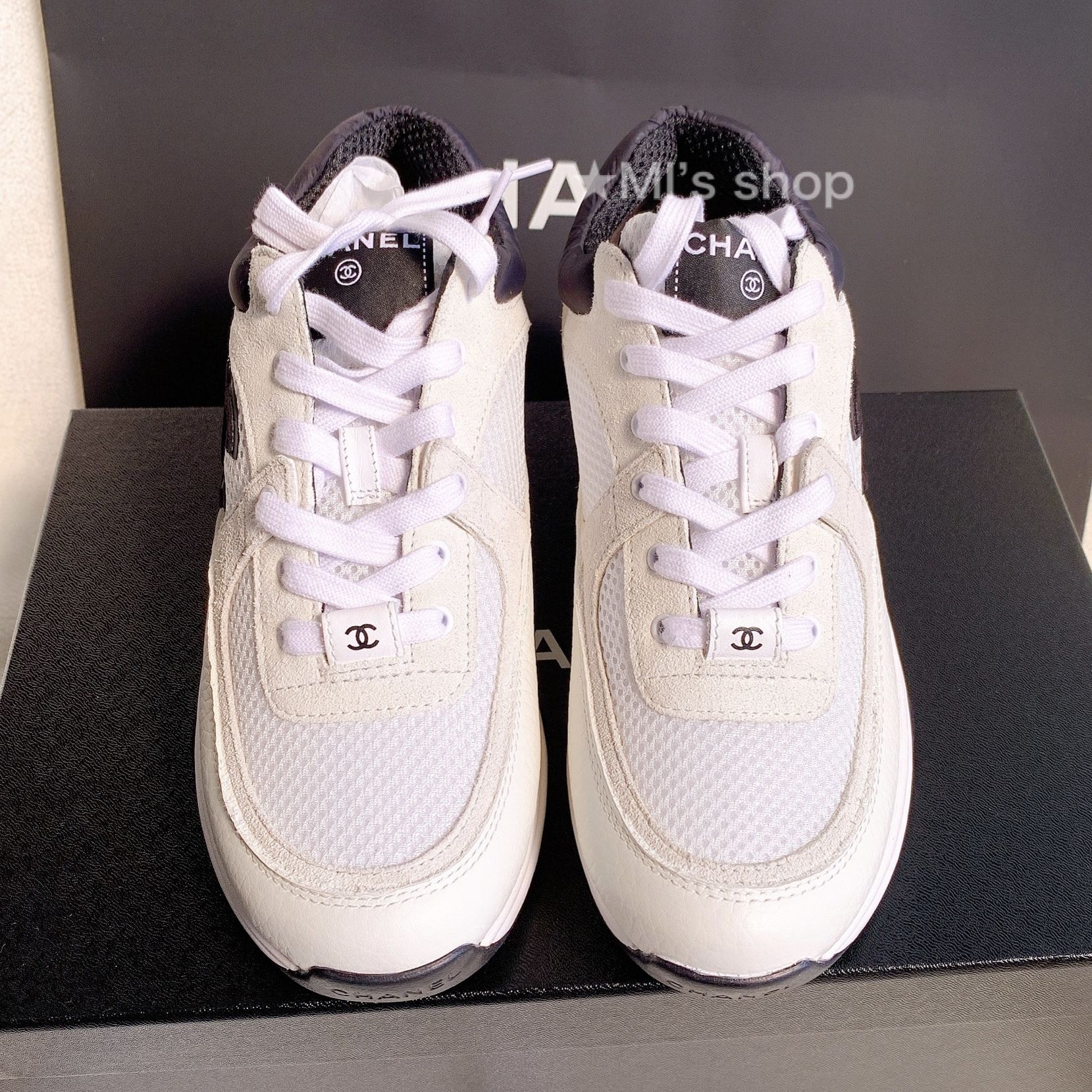 希少／シンプル】CHANEL スニーカー カジュアルで合わせやすい