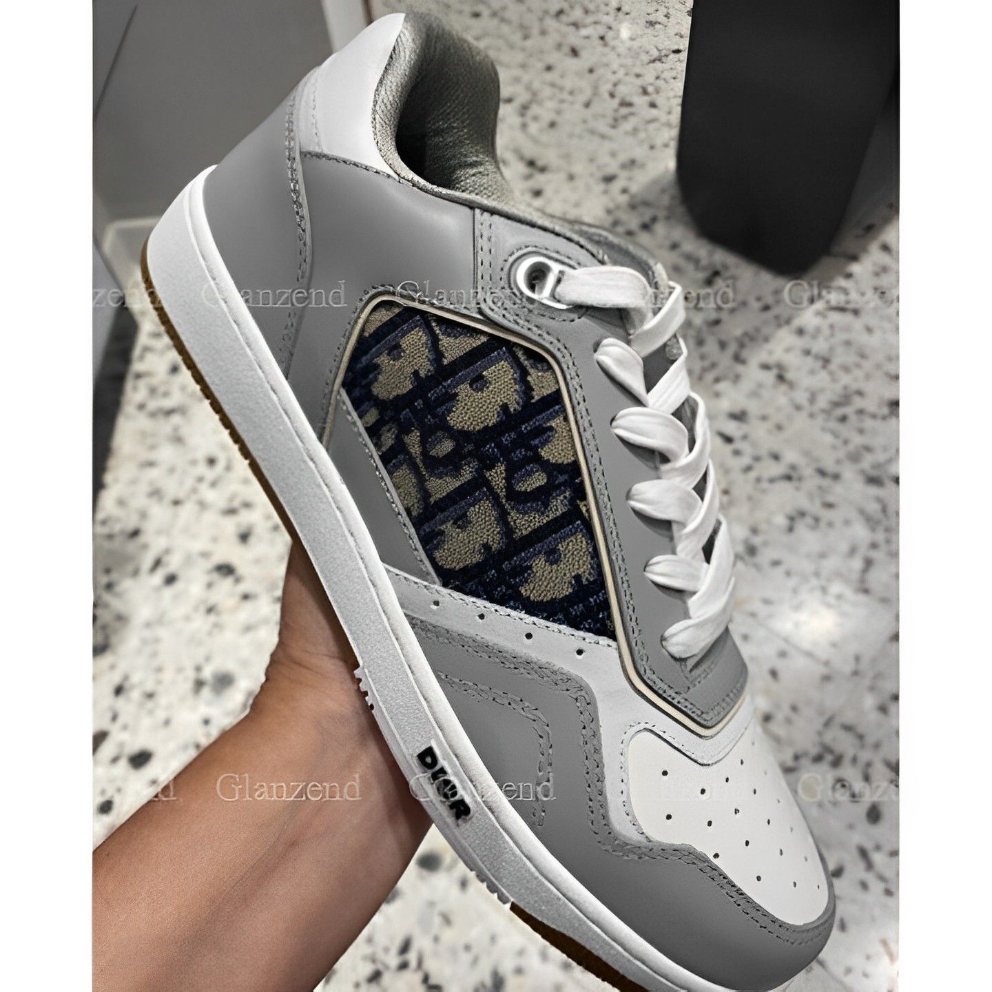 ワンランク上のお洒落♪【Dior】《B27》ロートップ スニーカー