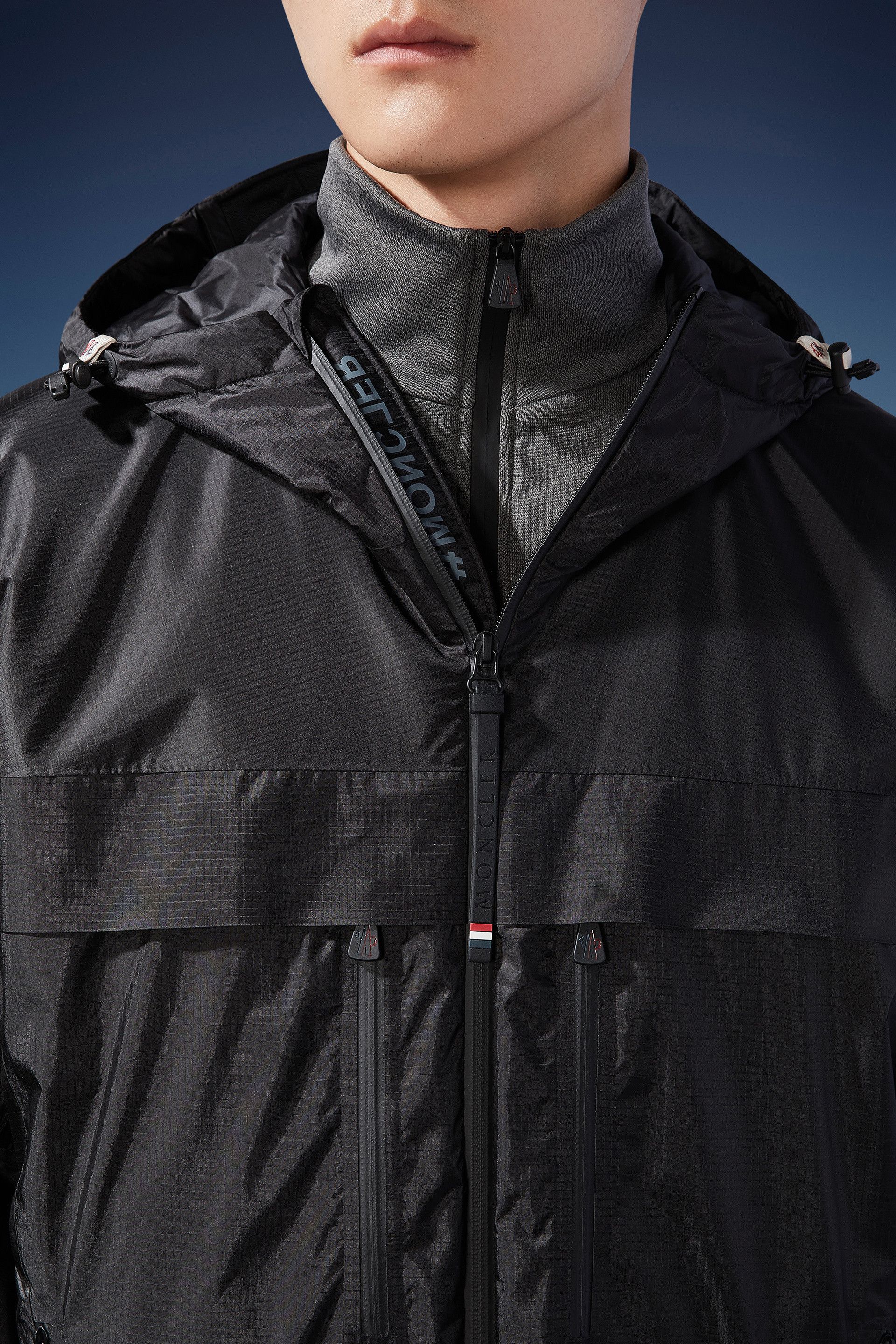 MONCLER GRENOBLE 2022/23秋冬 フード付きダウンジャケットTHURN