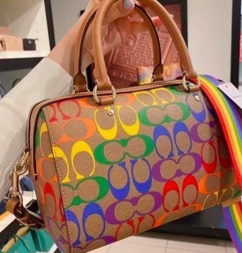 セール☆Coach Rowanレインボーシグネチャーロゴ2wayサッチェル セール☆Coach Rowanレインボーシグネチャーロゴ2wayサッチェル