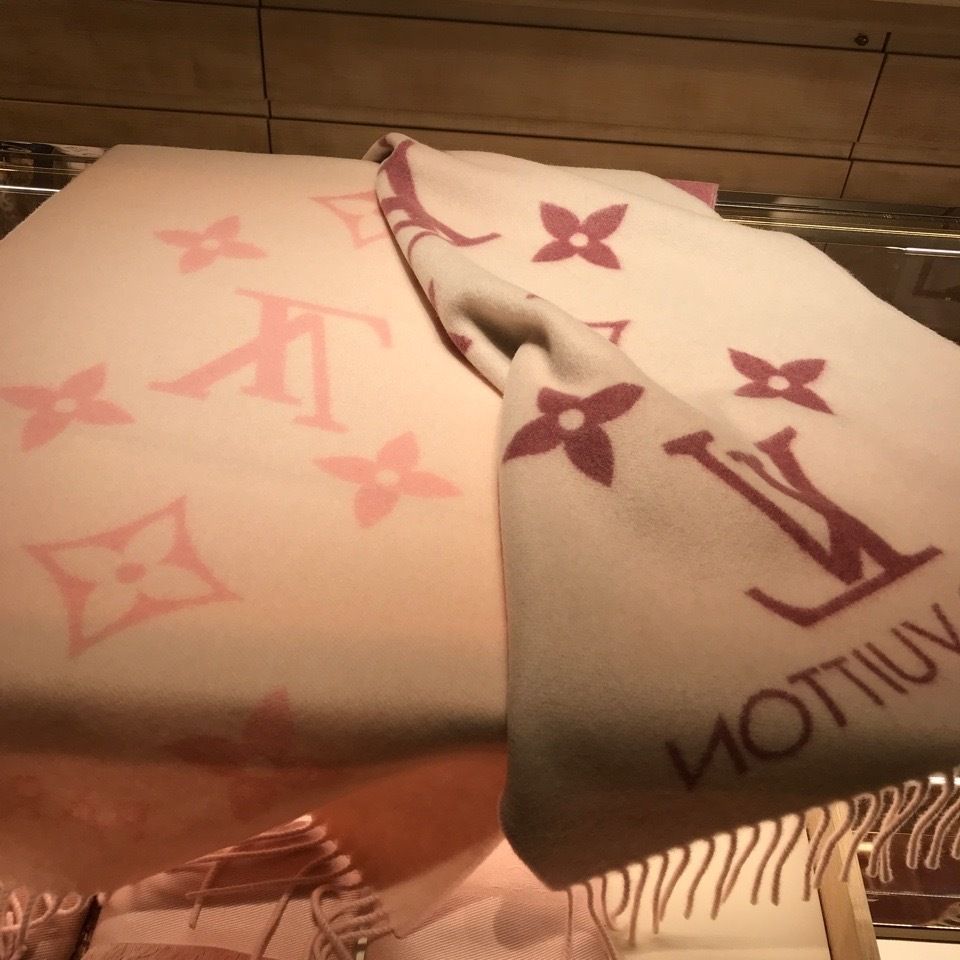 Louis Vuitton】エシャルプ・レイキャビック グラディエント (Louis ...