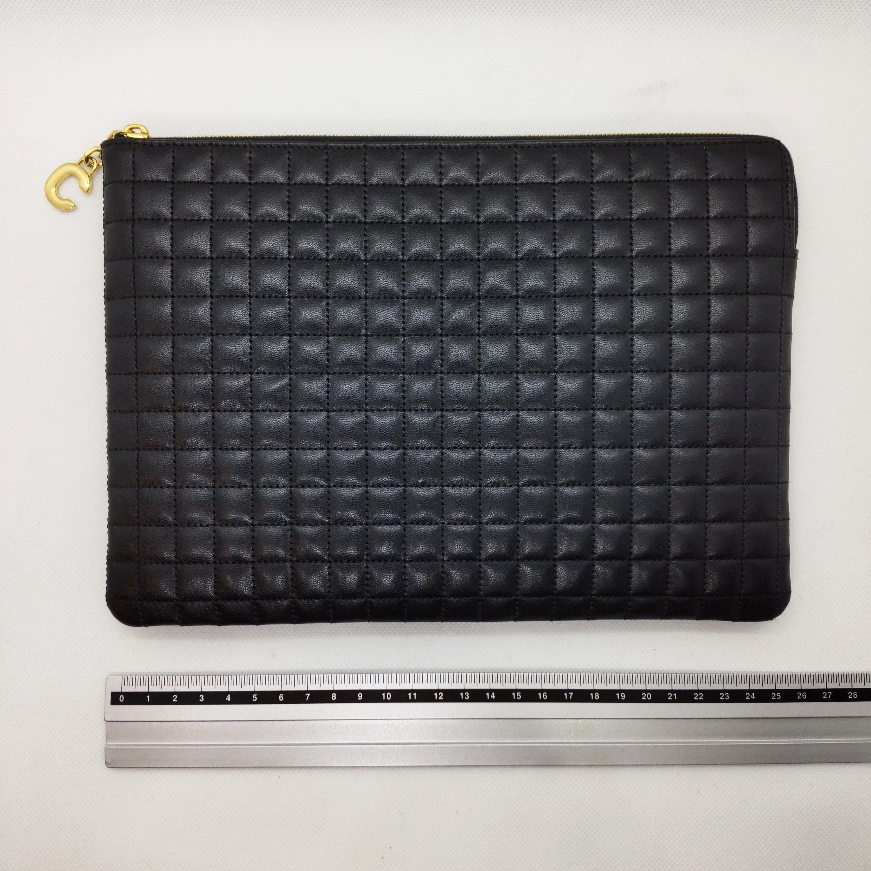 CELINE セリーヌ Cチャーム キルティングレザーポーチ ブラック