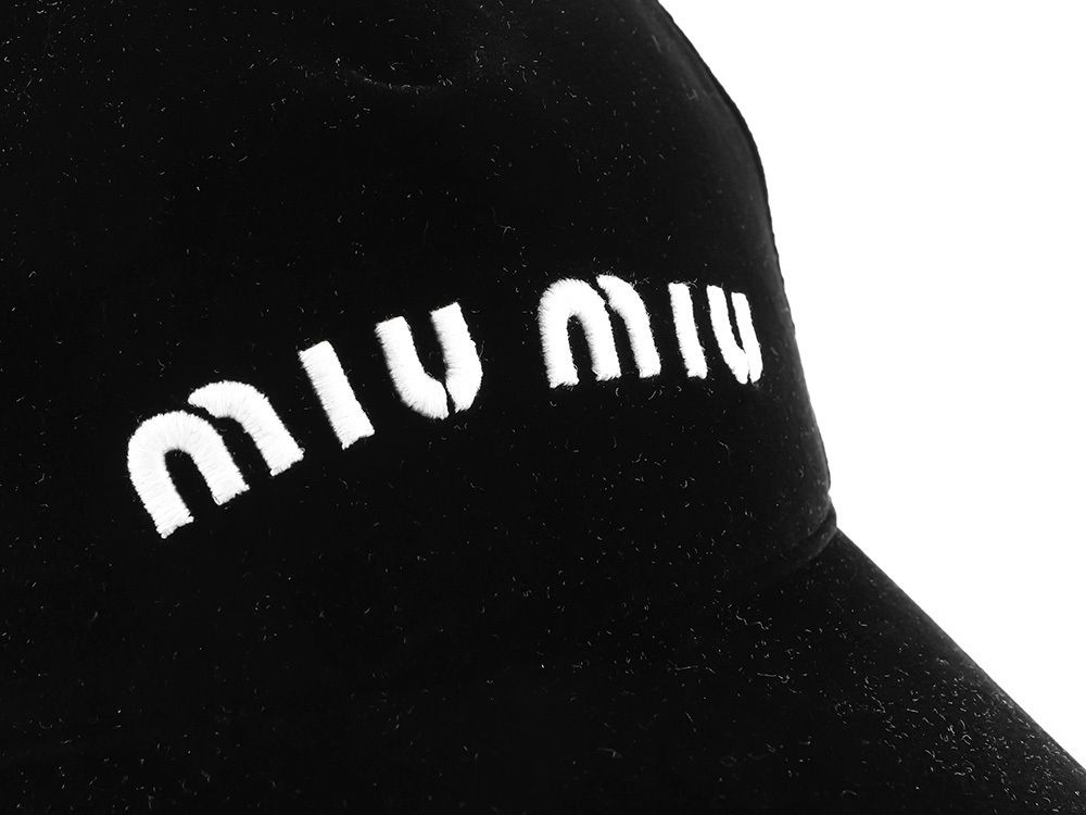 MiuMiu☆大人気モデル ロゴ入り ベロアベースボールキャップ (MiuMiu ...