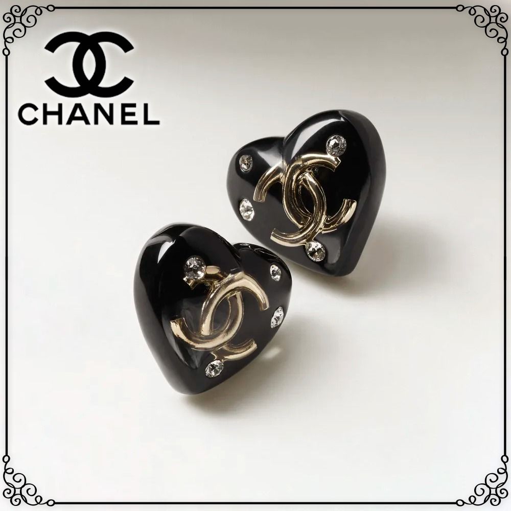 CHANEL ♡ハート ピアス