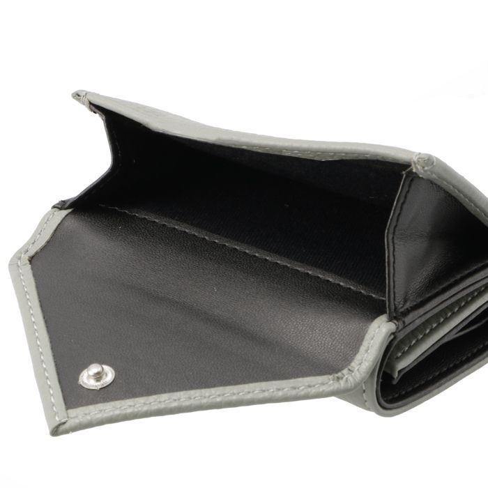 ☆ VIVIENNE WESTWOOD ☆ ヴィーガンレザー 三つ折り ミニ財布