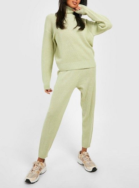 boohoo(ブーフー) タートルネック ニットトラックスーツ セット boohoo(ブーフー) タートルネック ニットトラックスーツ セット