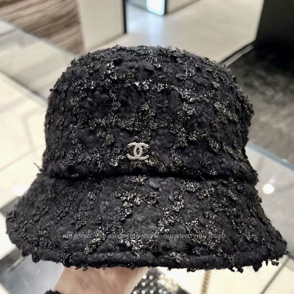 ブラックツイードで上品に♪ CHANEL バケットハット ツイード (CHANEL ...