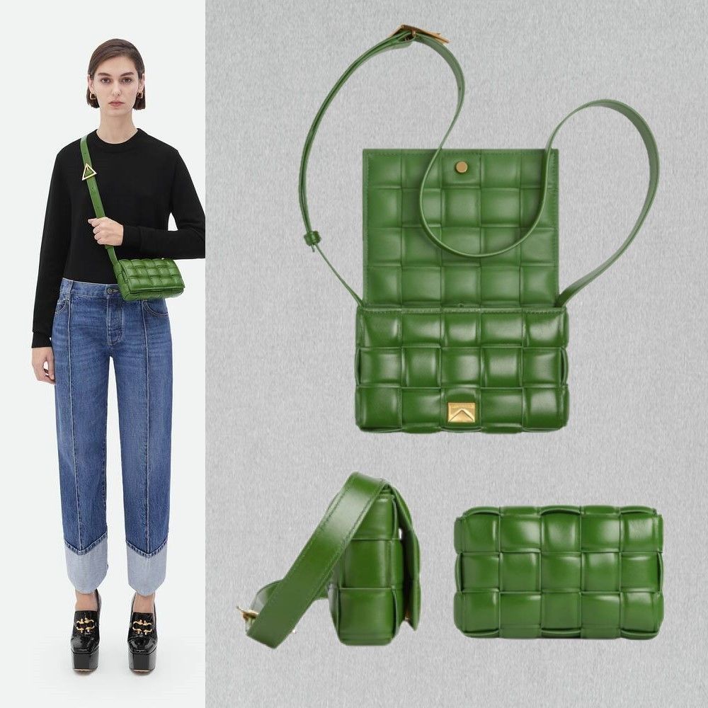 ☆BOTTEGA VENETA☆パデッド カセット BOTTEGA VENETA☆スモール パデッド カセット イントレチャート