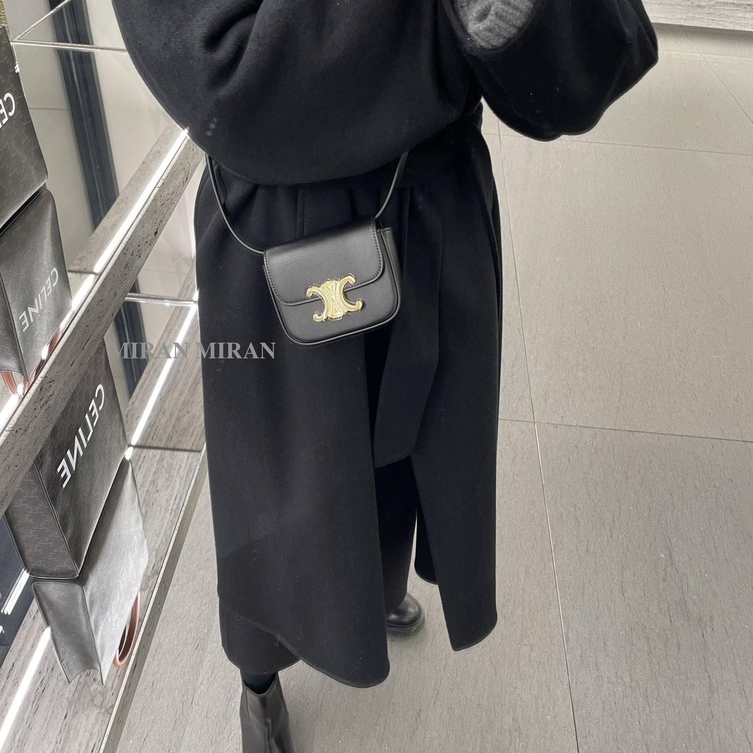 CELINE】カラバリありミニトリオンフ/シャイニーカーフスキン (CELINE 