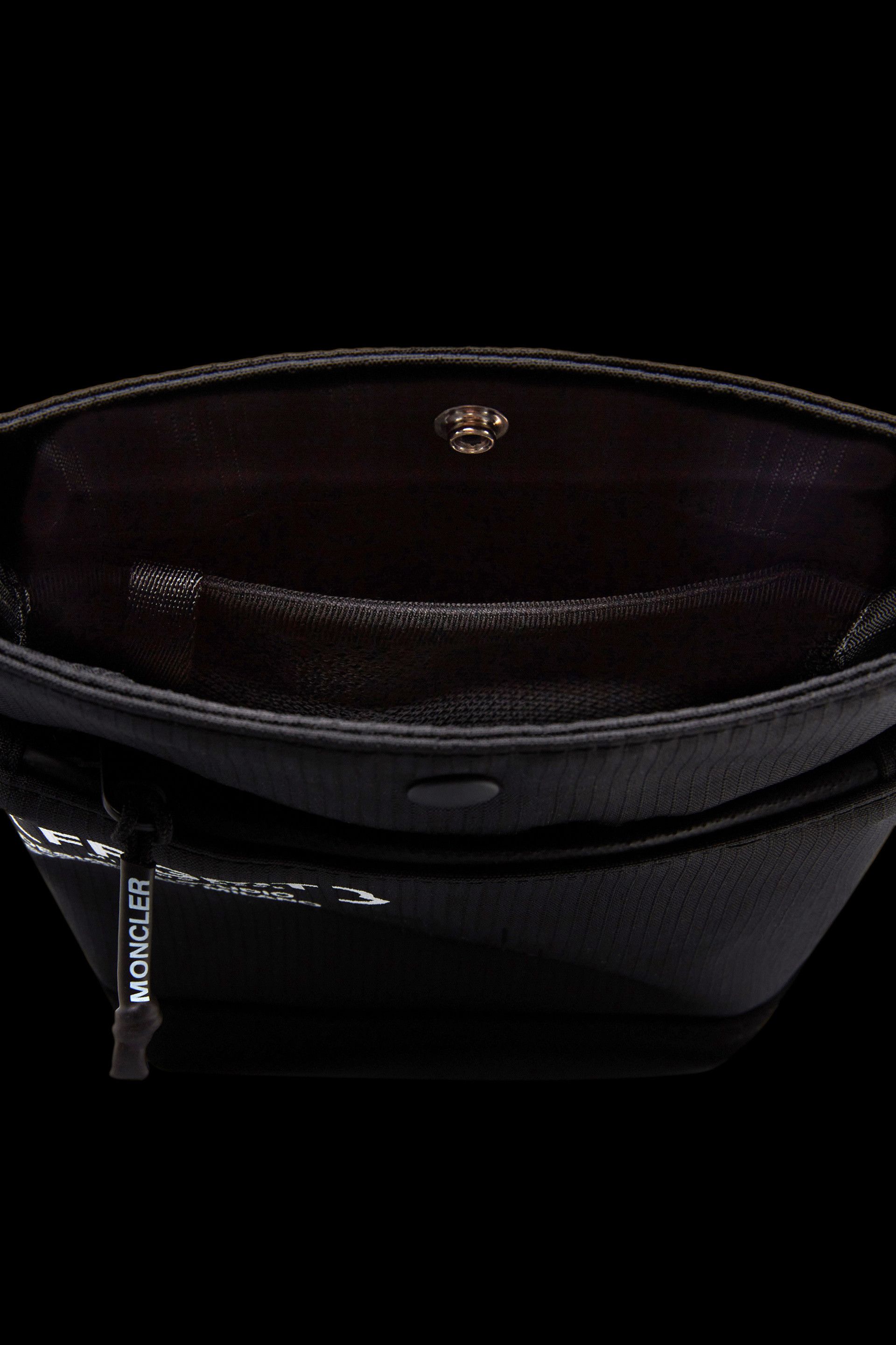 MONCLER GENIUS 7 FRGMT HIROSHI FUJIWARA 新作 バケットバッグ