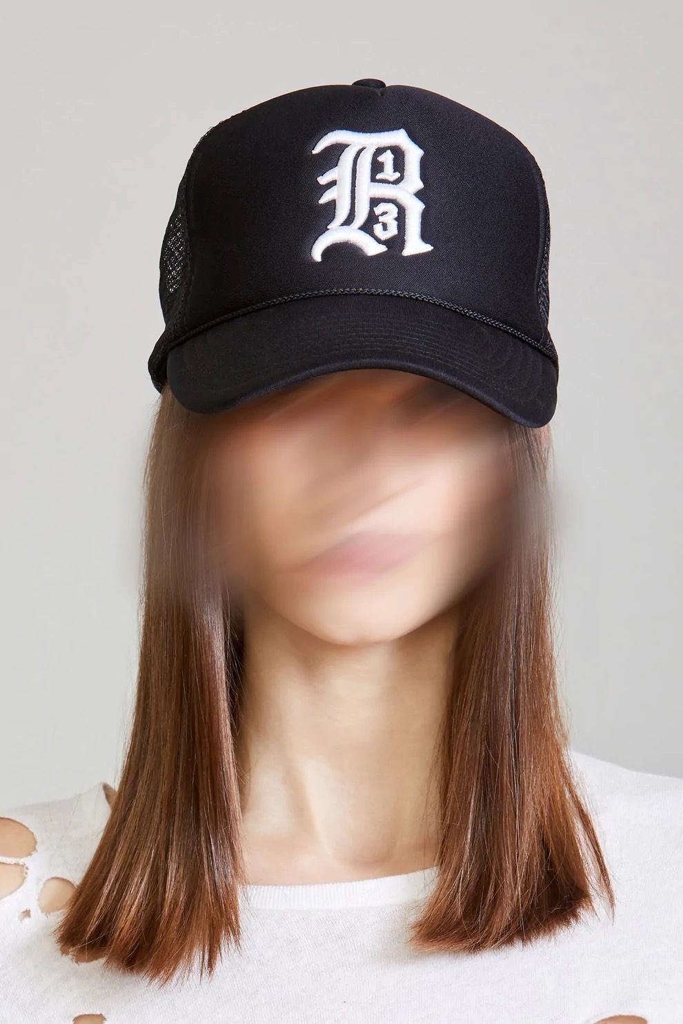 激安店舗 R13】TRUCKER HAT△CAP△LE SSERAFIM着用 (R13/キャップ 帽子