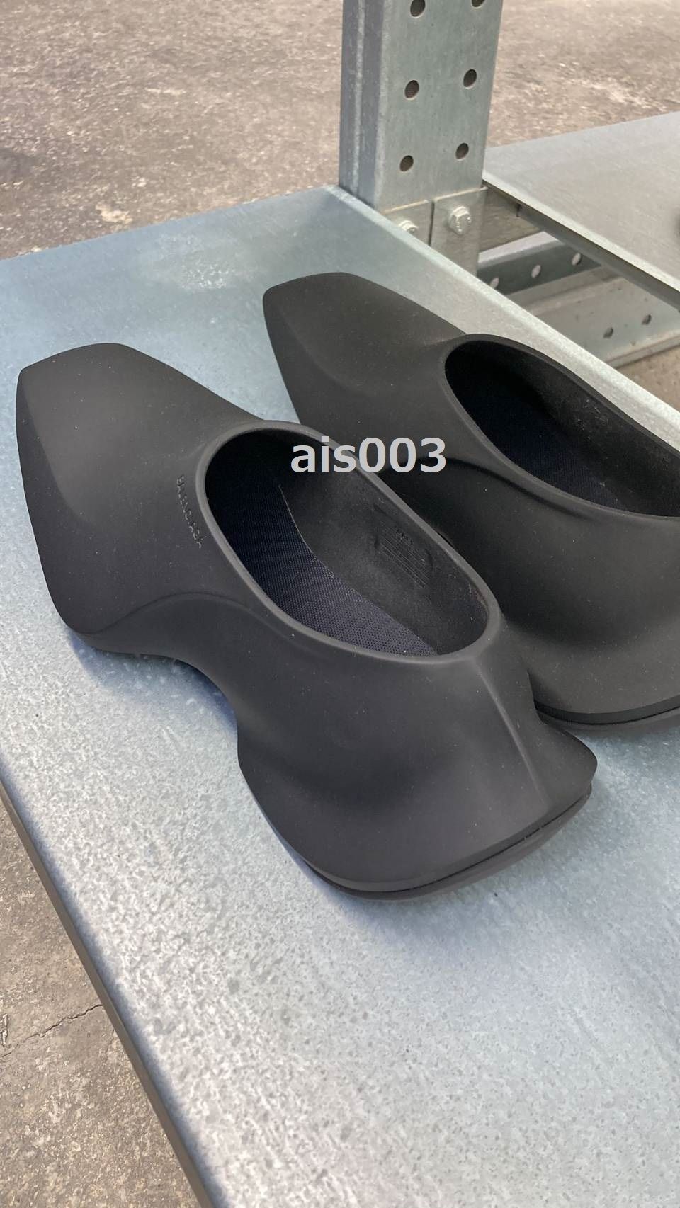 【22SS】BALENCIAGA Space Shoe ダービー シューズ ラバー ロゴ 22SS】BALENCIAGA Space Shoe ダービー シューズ ラバー ロゴ
